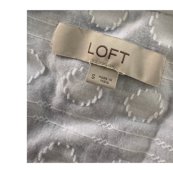 LOFT Small White Blouse 3/4 Sleeve Tie Neck Tassels Hobnail Pattern 100% Cotton - Picture 3 of 7